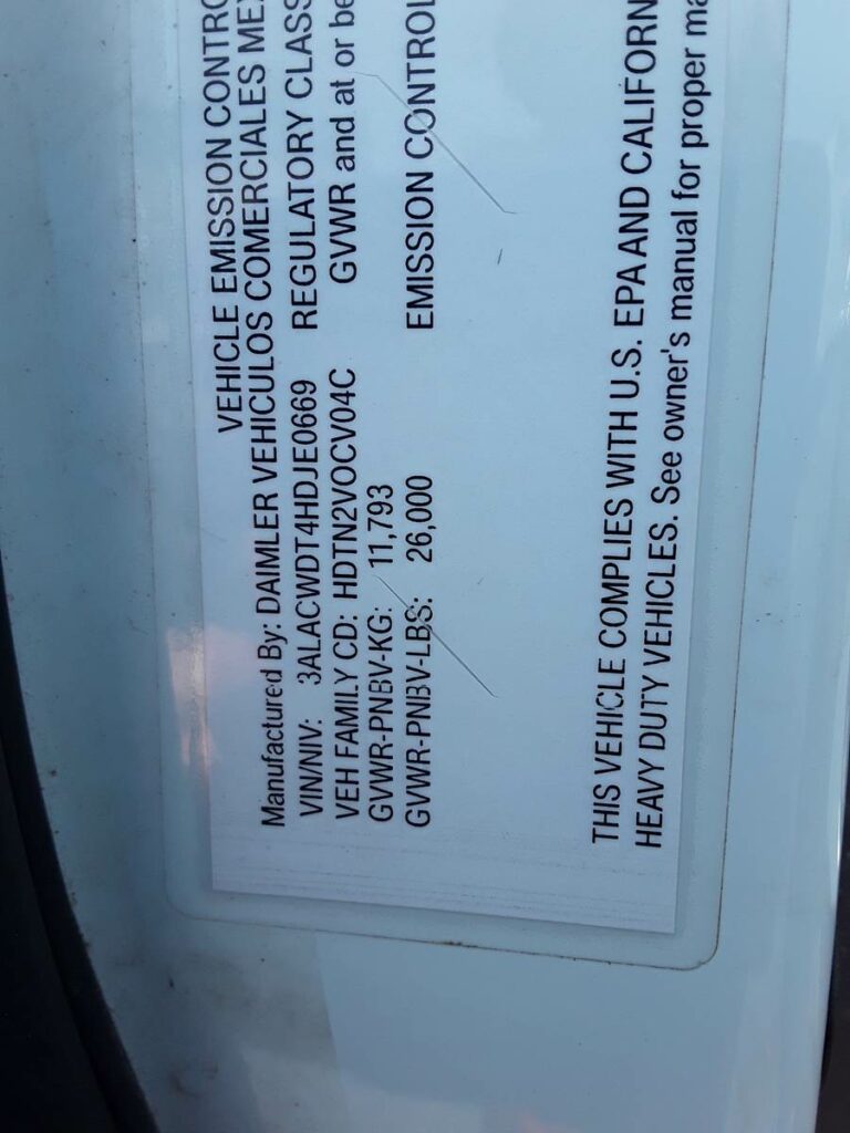 2017 Freightliner M2 106 16 ft Refrigerated Truck – 240HP, 9, Carrier, Liftgate