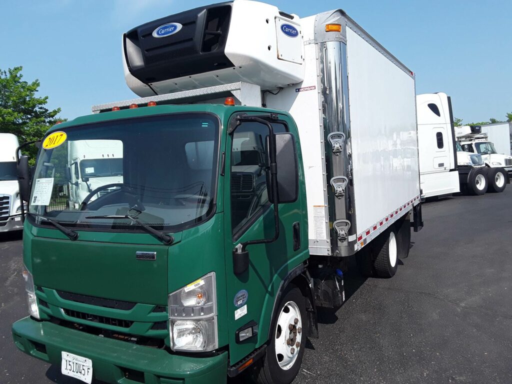 2017 Isuzu NPR 14 ft Refrigerated Truck – 215HP, 6, Carrier