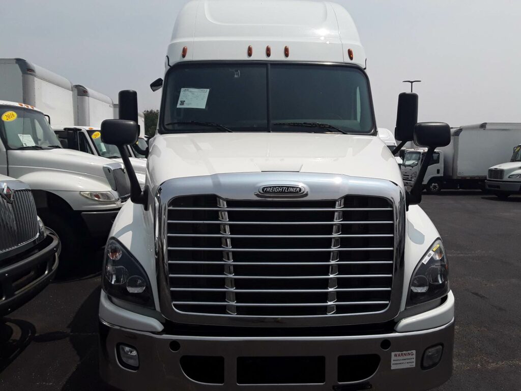 2020 Freightliner Cascadia 125 Sleeper Semi Truck – 72″ Condo Sleeper, 450HP, 10