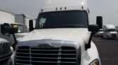 2020 Freightliner Cascadia 125 Sleeper Semi Truck – 72″ Condo Sleeper, 450HP, 10