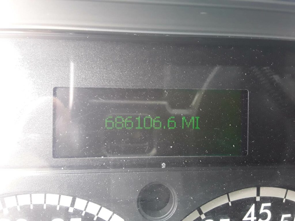 2020 Freightliner Cascadia 125 Sleeper Semi Truck – 72″ Condo Sleeper, 450HP, 10