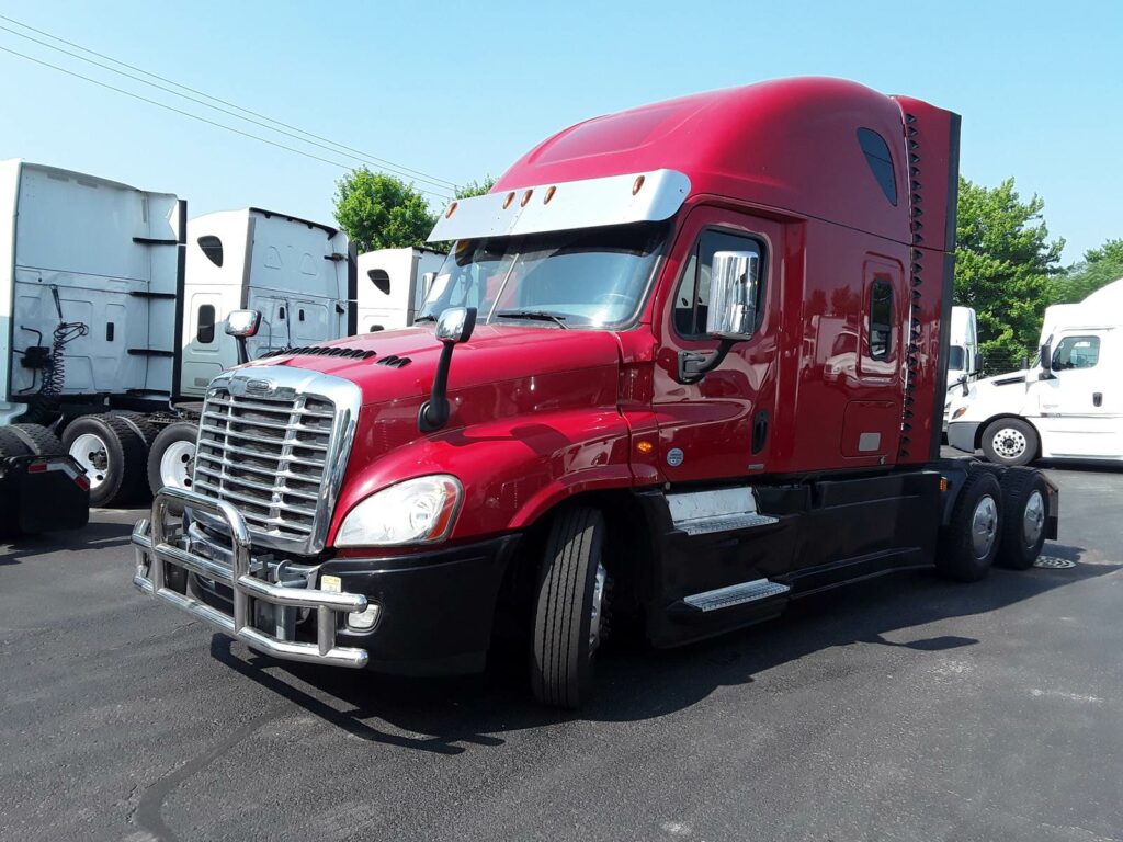 2017 Freightliner Cascadia 125 Sleeper Semi Truck – 72″ Condo Sleeper, 455HP, 12