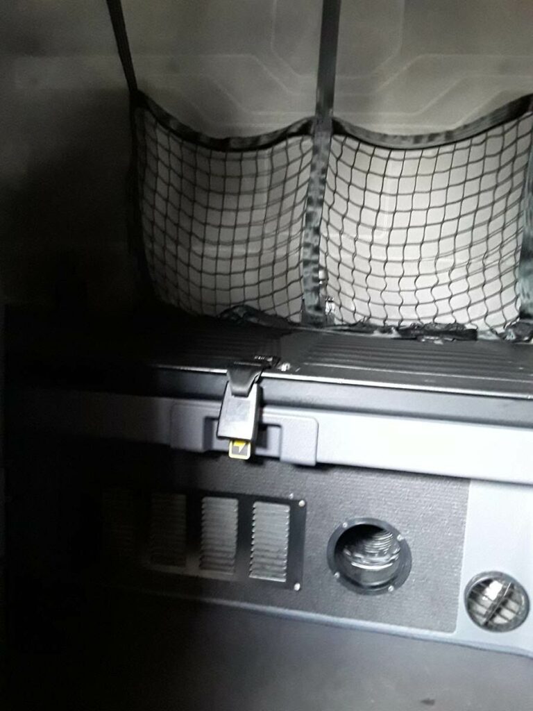 2017 Freightliner Cascadia 125 Sleeper Semi Truck – 72″ Condo Sleeper, 455HP, 12