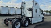 2017 Freightliner Cascadia 125 Sleeper Semi Truck – 72″ Condo Sleeper, 455HP, 12