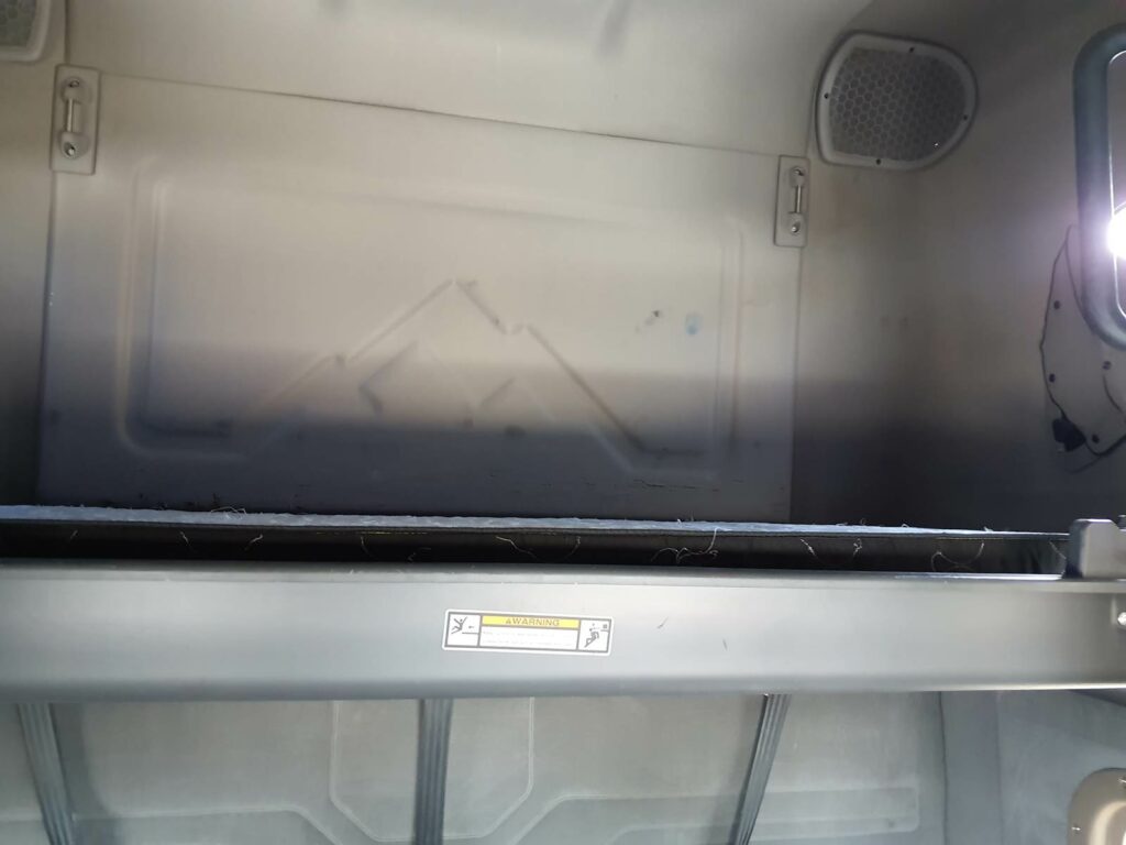 2017 Freightliner Cascadia 125 Sleeper Semi Truck – 72″ Condo Sleeper, 455HP, 12