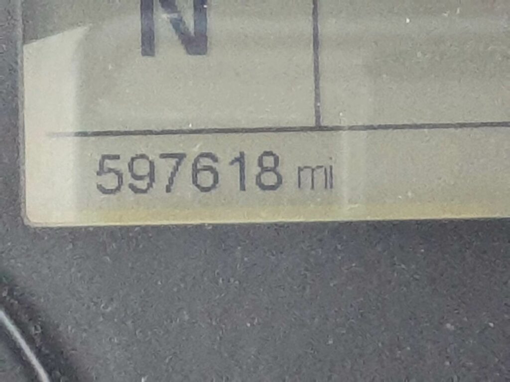 2017 Freightliner Cascadia 125 Sleeper Semi Truck – 60″ None, 450HP, 12 Speed Manual