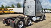 2018 Freightliner Cascadia 125 Sleeper Semi Truck – 72″ Condo Sleeper, 455HP, 12