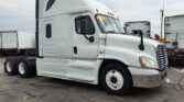 2018 Freightliner Cascadia 125 Sleeper Semi Truck – 72″ Condo Sleeper, 455HP, 12