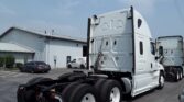 2018 Freightliner Cascadia 125 Sleeper Semi Truck – 72″ Condo Sleeper, 455HP, 12