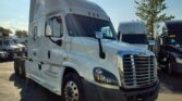 2019 Freightliner Cascadia 125 Sleeper Semi Truck – 72″ Condo Sleeper, 400HP, 10 Speed Manual