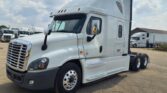 2019 Freightliner Cascadia 125 Sleeper Semi Truck – 72″ Condo Sleeper, 455HP, 10 Speed Manual