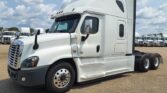 2019 Freightliner Cascadia 125 Sleeper Semi Truck – 72″ Condo Sleeper, 455HP, 10 Speed Manual