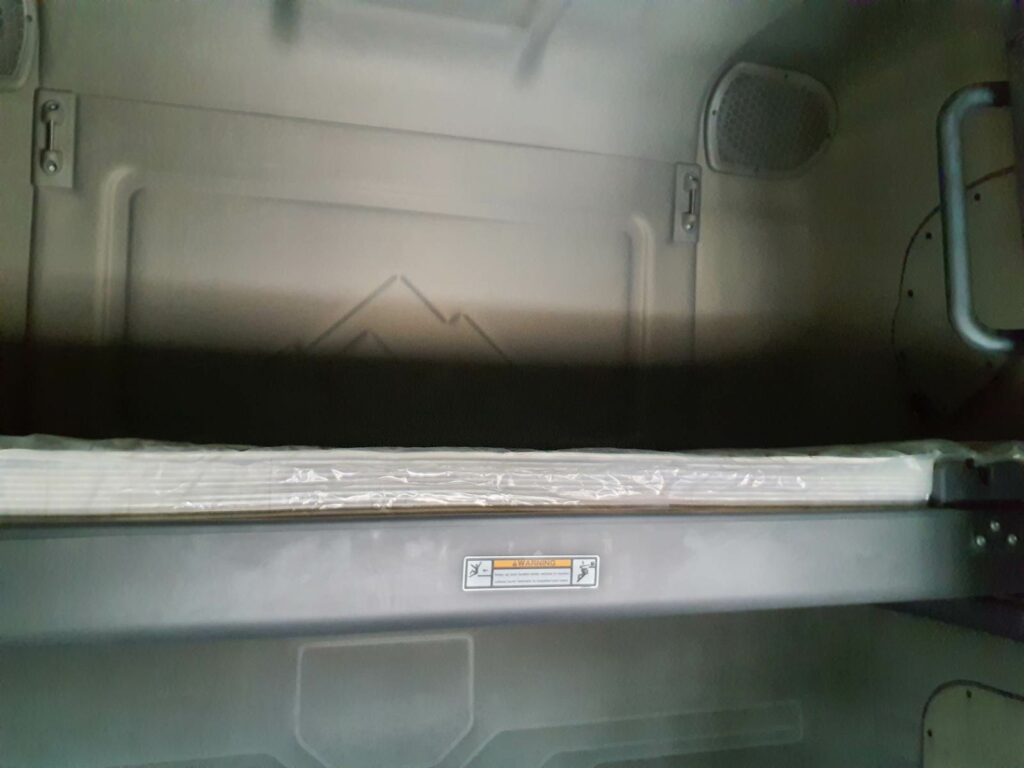 2019 Freightliner Cascadia 125 Sleeper Semi Truck – 72″ Condo Sleeper, 455HP, 10 Speed Manual