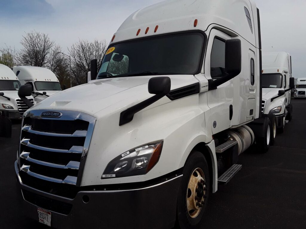2019 Freightliner Cascadia 126 Sleeper Semi Truck – 72″ Condo Sleeper, 455HP, 12