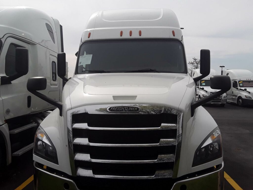 2020 Freightliner Cascadia 126 Sleeper Semi Truck – 72″ Condo Sleeper, 455HP, 12