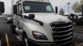 2020 Freightliner Cascadia 126 Sleeper Semi Truck – 72″ Condo Sleeper, 455HP, 12