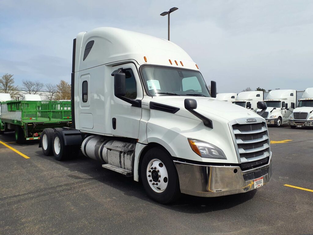 2020 Freightliner Cascadia 126 Sleeper Semi Truck – 72″ Condo Sleeper, 455HP, 12