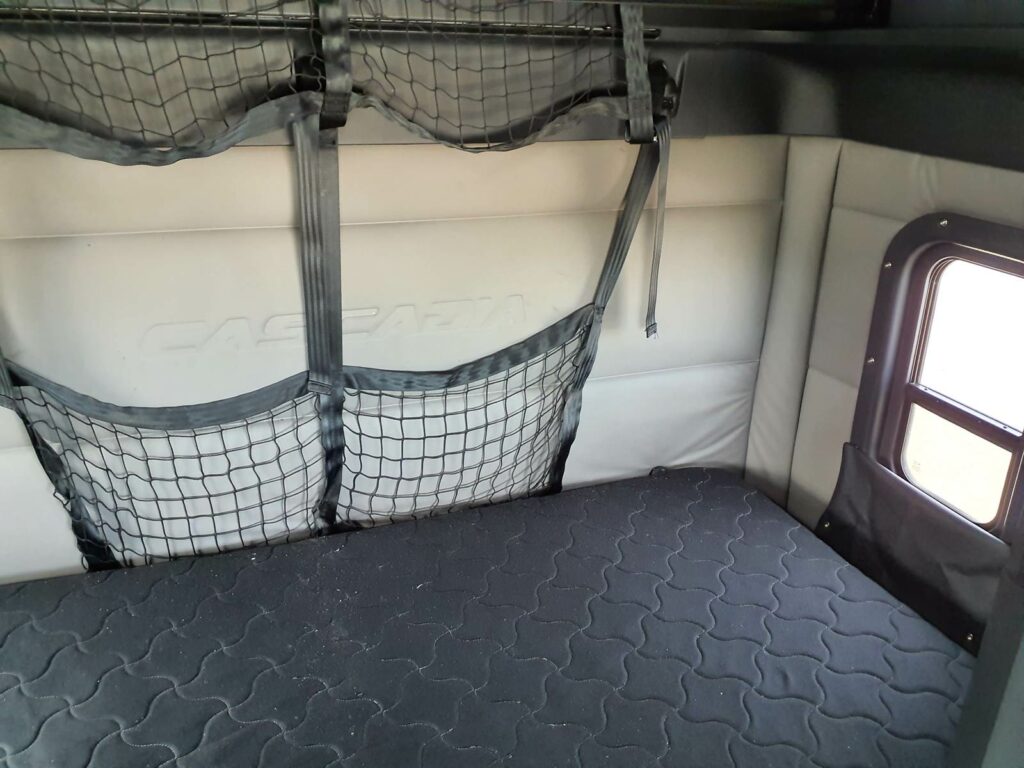 2019 Freightliner Cascadia 126 Sleeper Semi Truck – 72″ Condo Sleeper, 455HP, 12