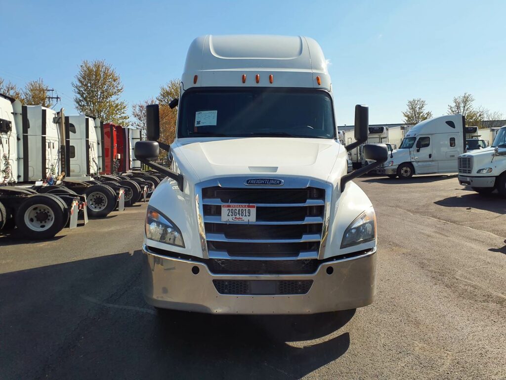 2019 Freightliner Cascadia 126 Sleeper Semi Truck – 72″ Condo Sleeper, 455HP, 12