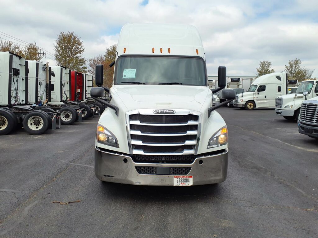 2019 Freightliner Cascadia 126 Sleeper Semi Truck – 72″ Condo Sleeper, 455HP, 12