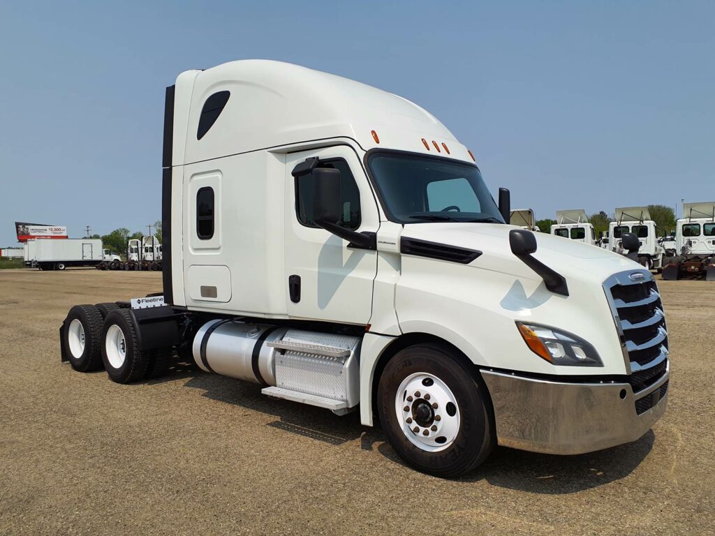 2019 Freightliner Cascadia 126 Sleeper Semi Truck – 72″ Condo Sleeper, 455HP, 12