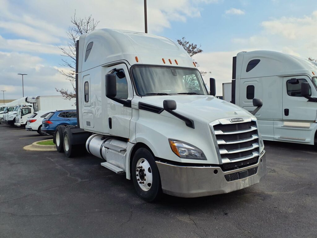 2020 Freightliner Cascadia 126 Sleeper Semi Truck – 72″ Condo Sleeper, 455HP, 12