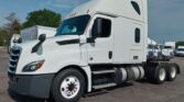 2020 Freightliner Cascadia 126 Sleeper Semi Truck – 72″ Condo Sleeper, 455HP, 12