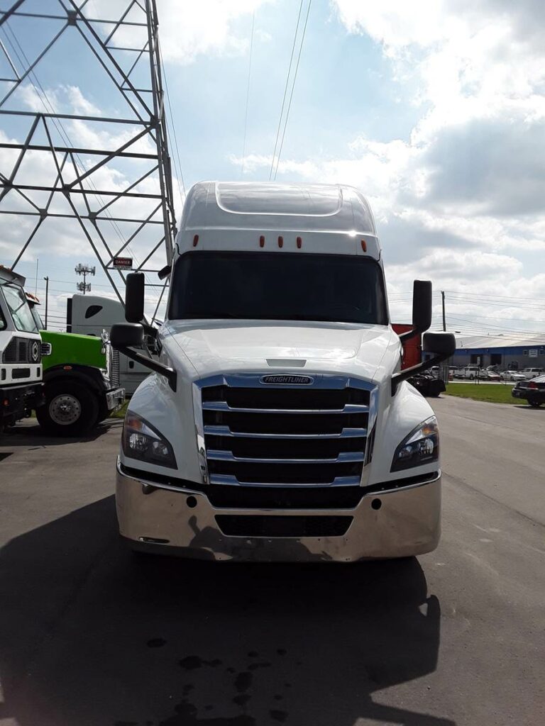 2020 Freightliner Cascadia 126 Sleeper Semi Truck – 72″ Condo Sleeper, 455HP, 12