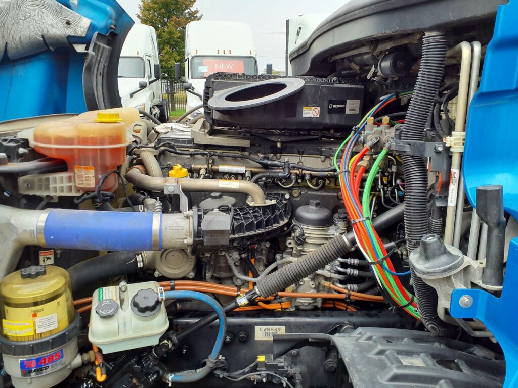 2020 Freightliner Cascadia 126 Sleeper Semi Truck – 72″ Condo Sleeper, 455HP, 12