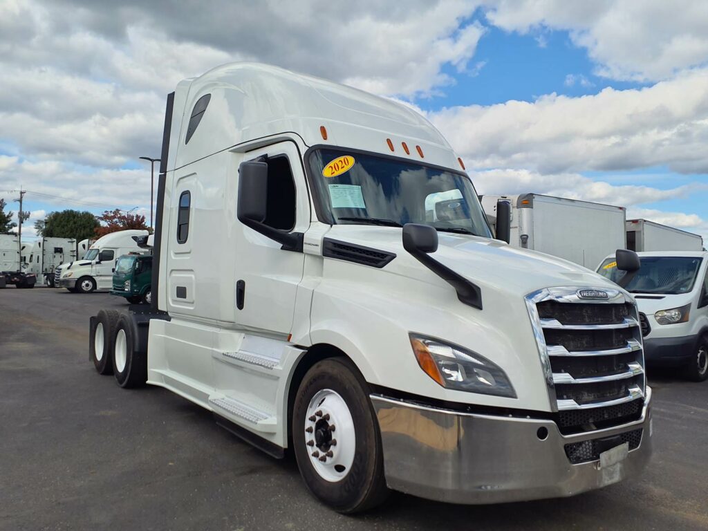 2020 Freightliner Cascadia 126 Sleeper Semi Truck – 72″ Condo Sleeper, 455HP, 12