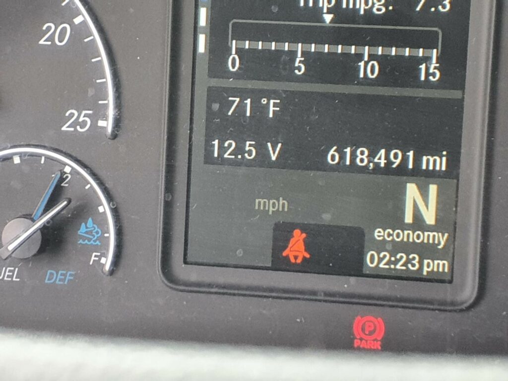 2020 Freightliner Cascadia 126 Sleeper Semi Truck – 72″ Condo Sleeper, 455HP, 12