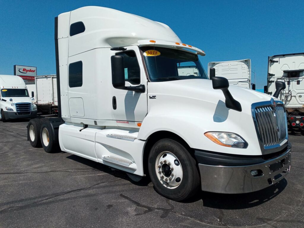 2018 International LT625 Sleeper Semi Truck – 73″ Condo Sleeper, 450HP, 10