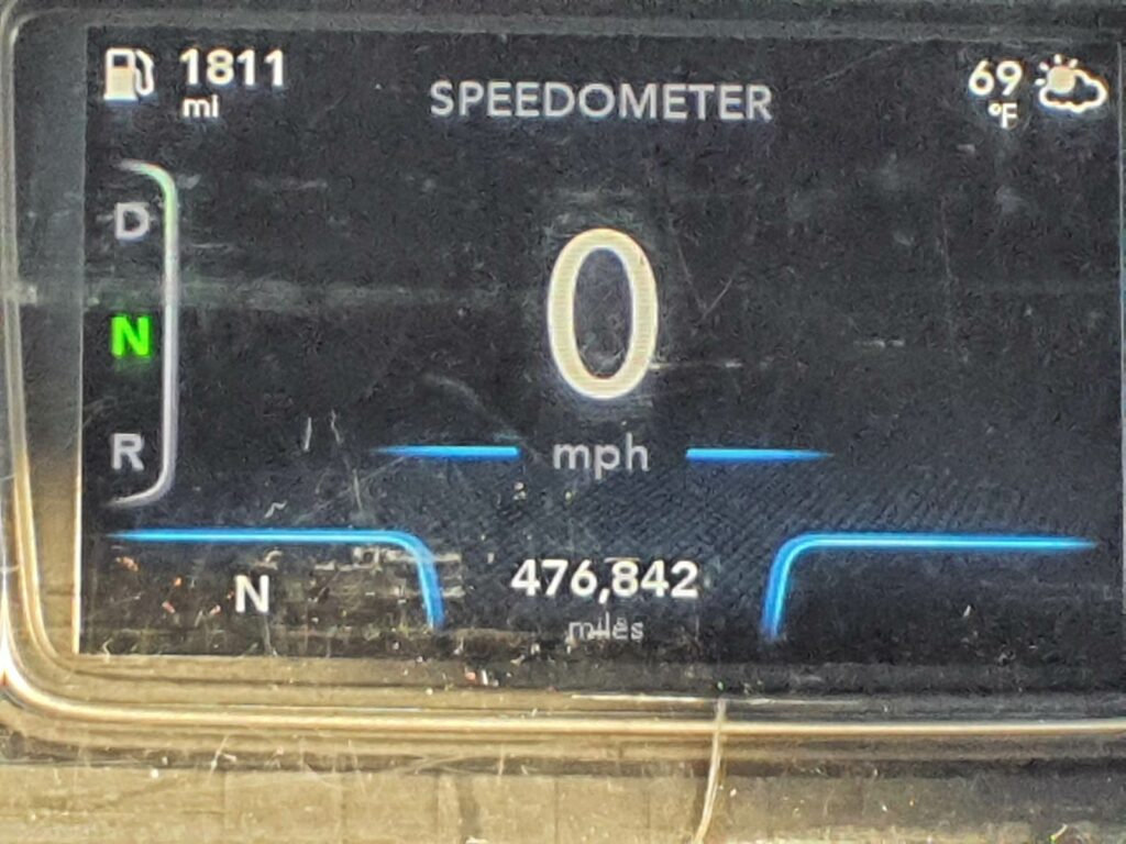 2019 International LT625 Sleeper Semi Truck – 73″ Condo Sleeper, 450HP, 10