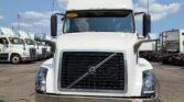 2017 Volvo VNL64T Sleeper Semi Truck – 61″ Condo Sleeper, 455HP, 12