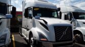2019 Volvo VNL64T760 Sleeper Semi Truck – 61″ Condo Sleeper, 450HP, 10