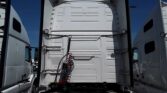 2019 Volvo VNL64T760 Sleeper Semi Truck – 61″ Condo Sleeper, 450HP, 10