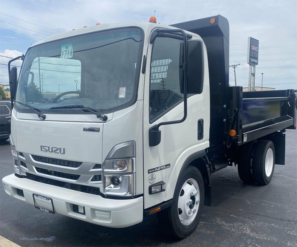 2024 Isuzu NPR HD