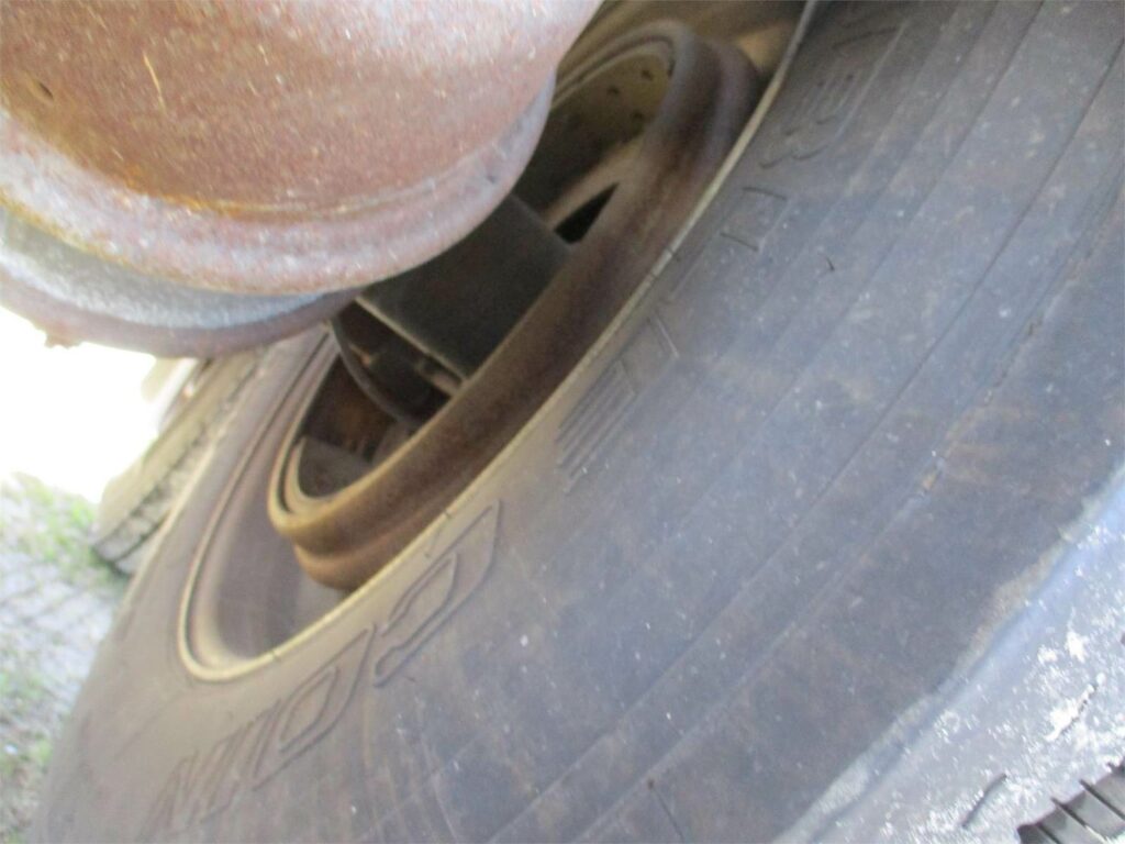 2019 Southern Welding ALUMINUM 1000 CUBIC FT PNEUMATIC TANKER