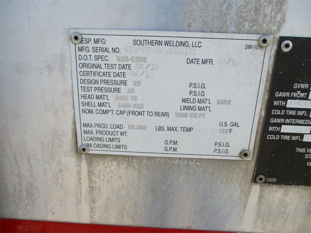 2019 Southern Welding ALUMINUM 1000 CUBIC FT PNEUMATIC TANKER