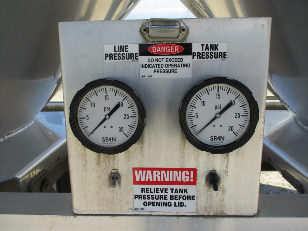 2019 Southern Welding ALUMINUM 1000 CUBIC FT PNEUMATIC TANKER