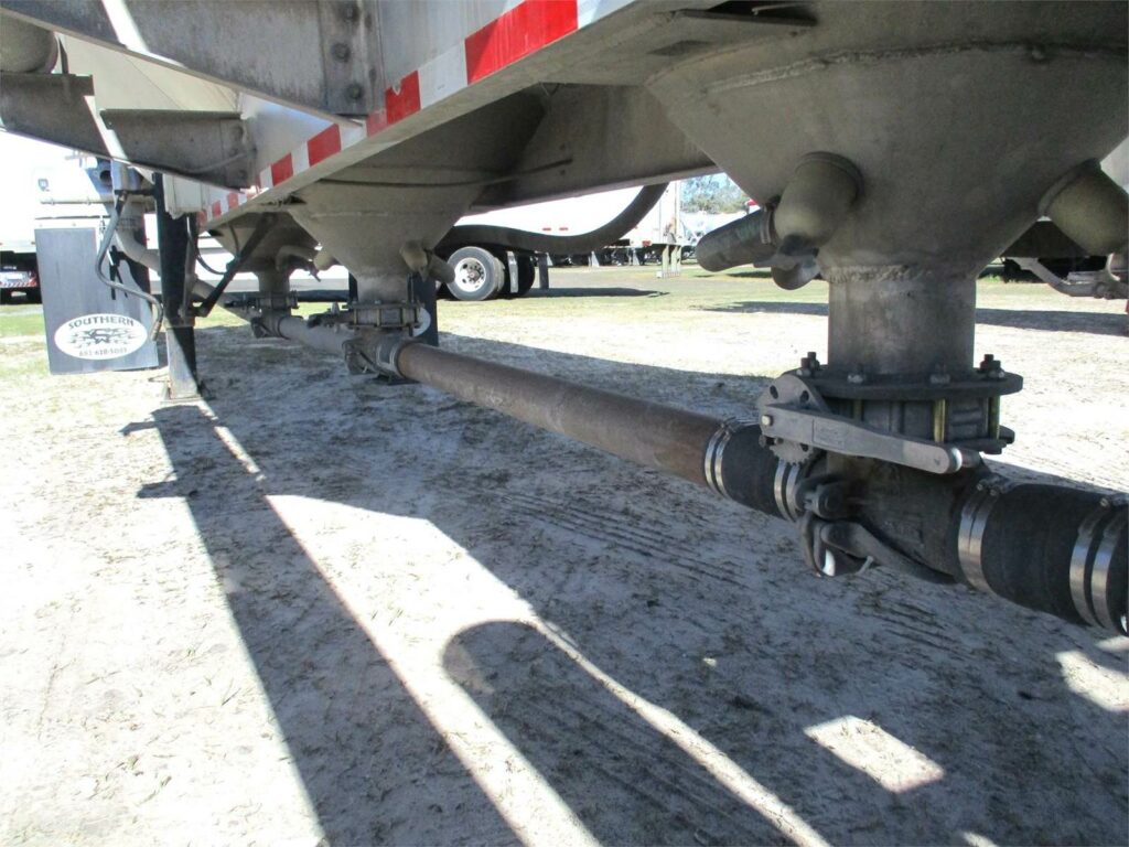 2019 Southern Welding ALUMINUM 1000 CUBIC FT PNEUMATIC TANKER