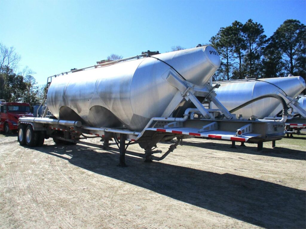 2019 Southern Welding ALUMINUM 1000 CUBIC FT PNEUMATIC TANKER
