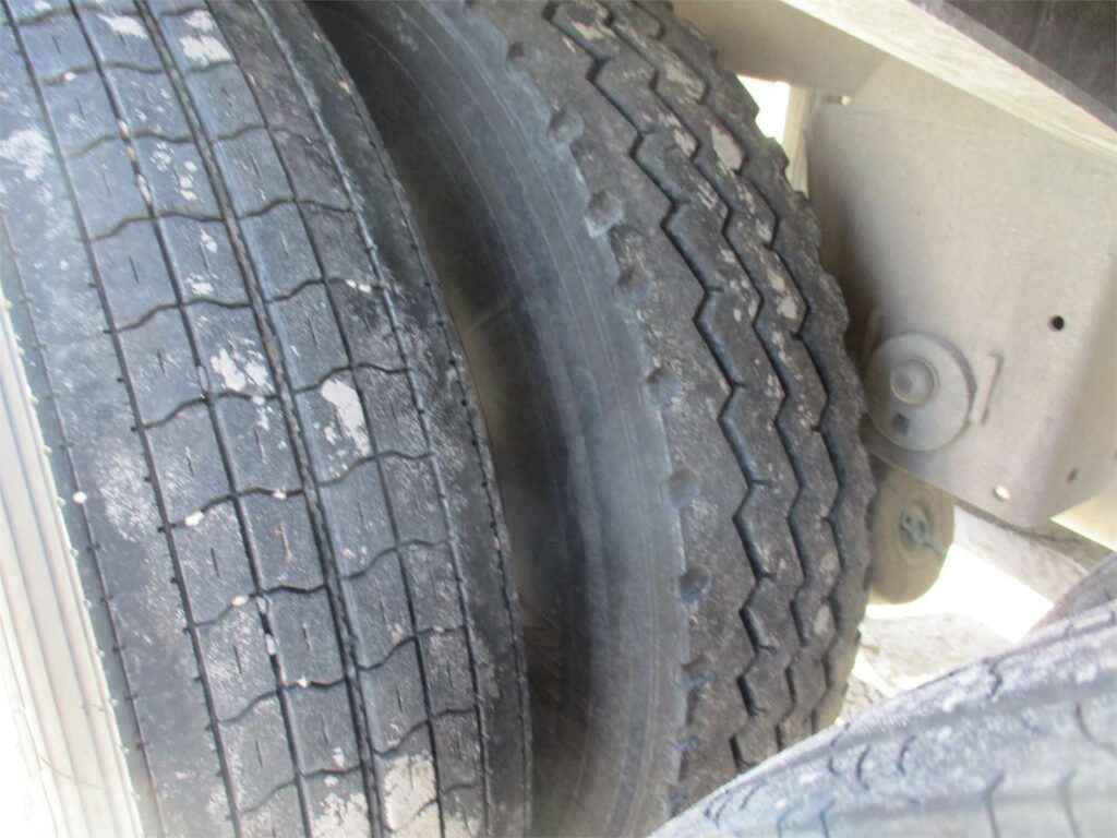 2019 Southern Welding ALUMINUM 1000 CUBIC FT PNEUMATIC TANKER