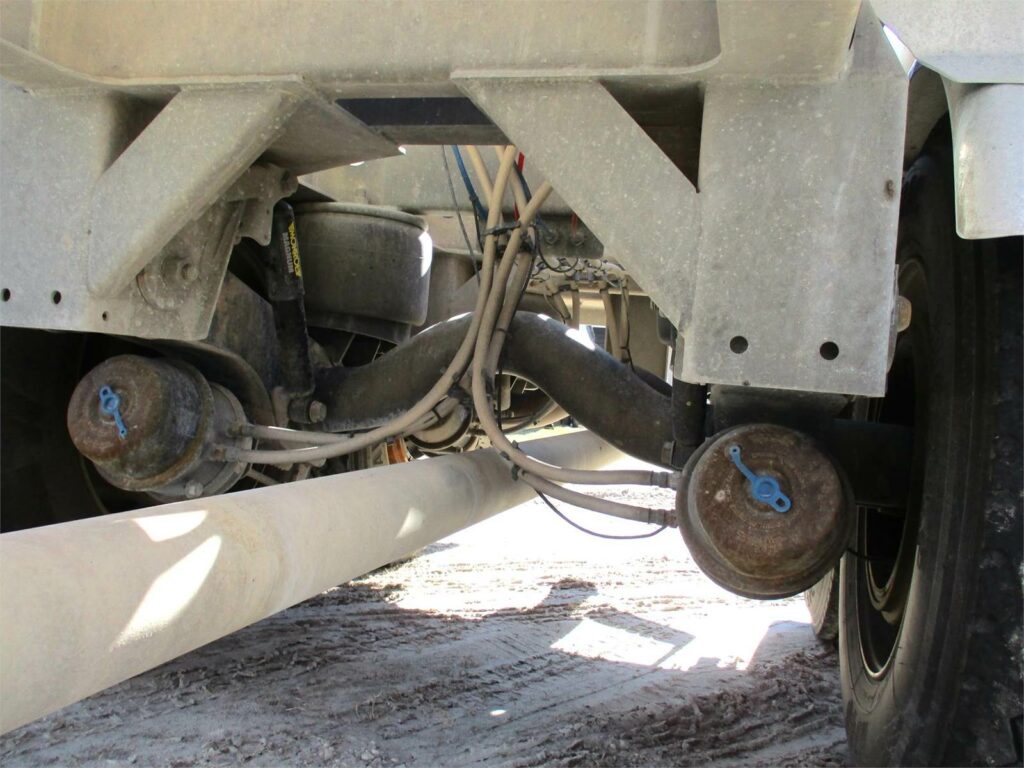 2019 Southern Welding ALUMINUM 1000 CUBIC FT PNEUMATIC TANKER