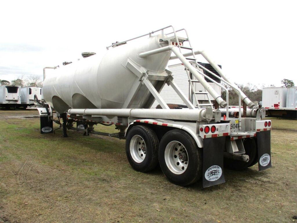 2019 Southern Welding ALUMINUM 1000 CUBIC FT PNEUMATIC TANKER