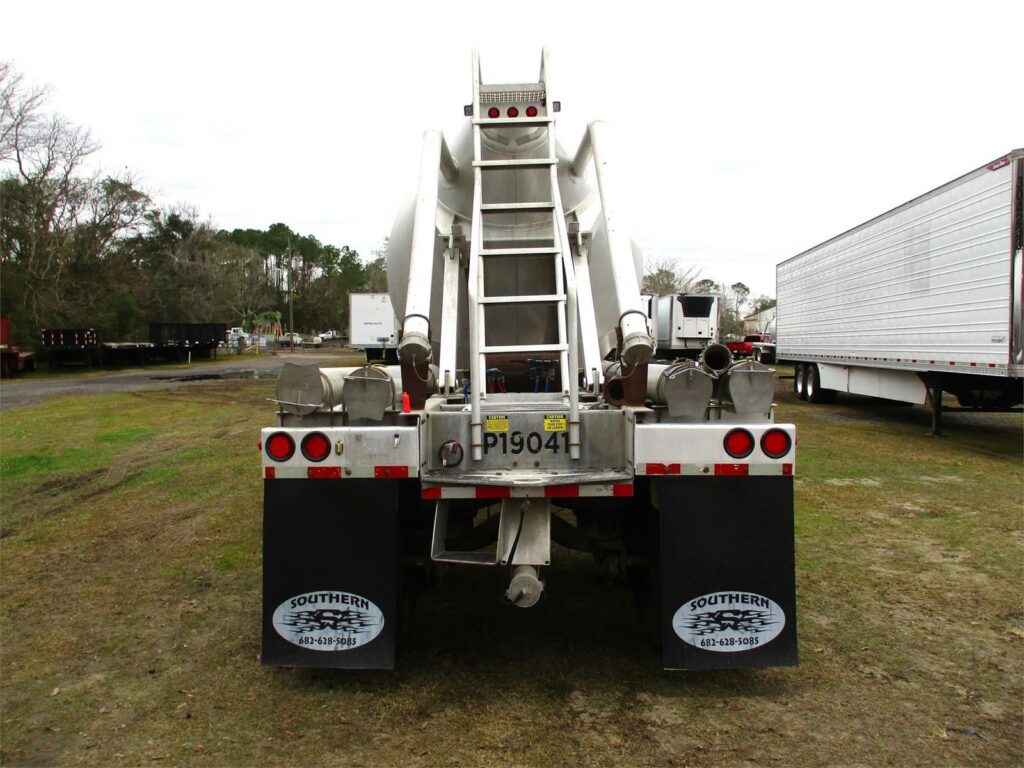 2019 Southern Welding ALUMINUM 1000 CUBIC FT PNEUMATIC TANKER