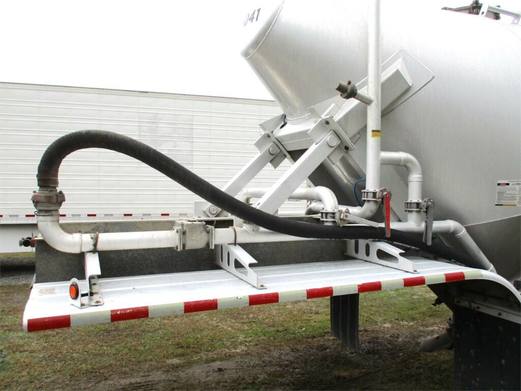 2019 Southern Welding ALUMINUM 1000 CUBIC FT PNEUMATIC TANKER