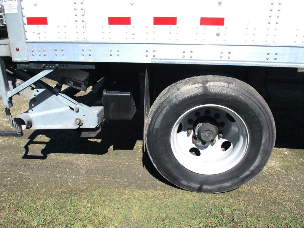2019 Wabash 40X102 DRY VAN WITH LIFTGATE