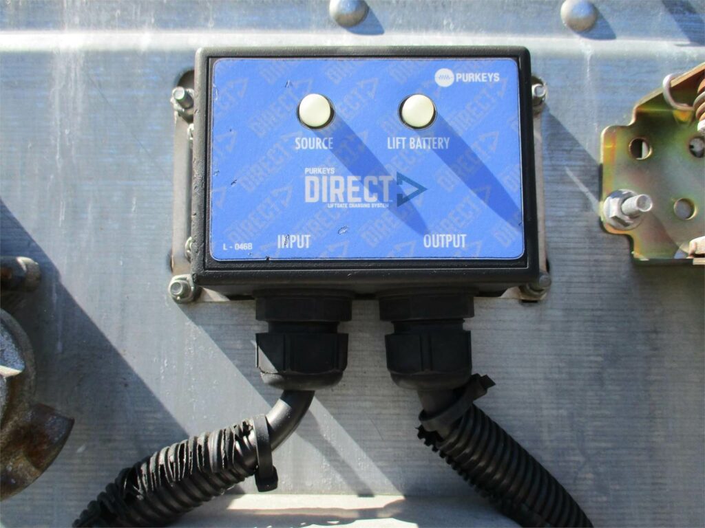 2019 Wabash 40X102 DRY VAN WITH LIFTGATE