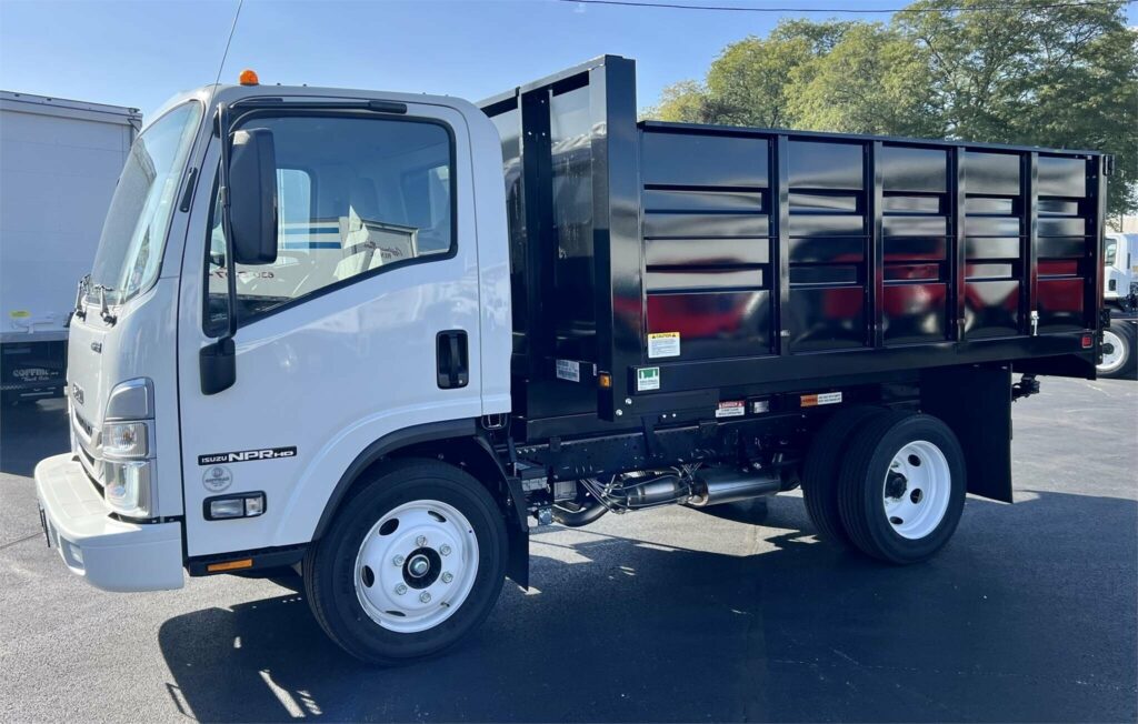 2024 Isuzu NPR HD